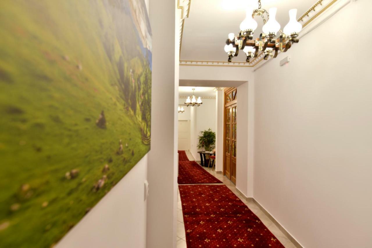 Top Royal Central Brasov Exterior photo